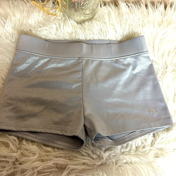 Justice Active compression shorts (10 & 12) All in Motion S(6/7) - Picture 2 of 10